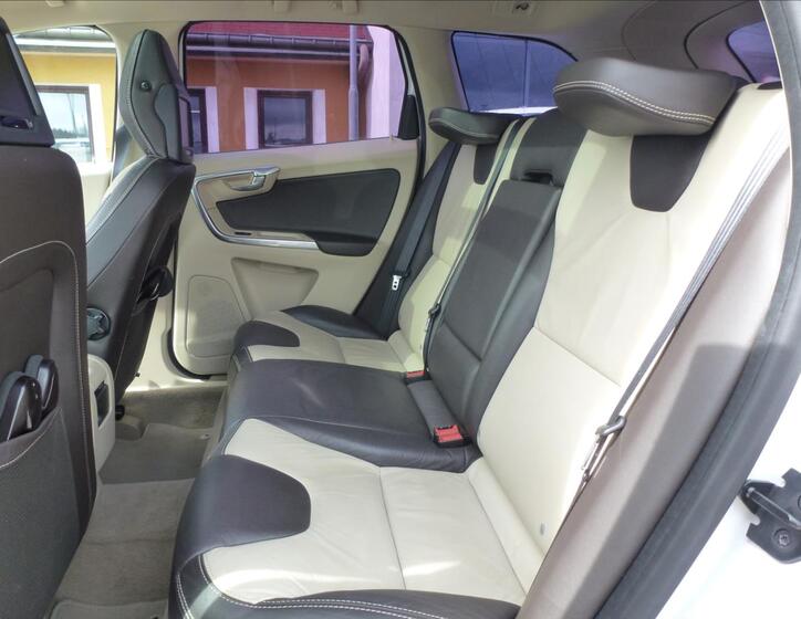 Volvo XC60 17