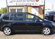 Volkswagen Touran 4