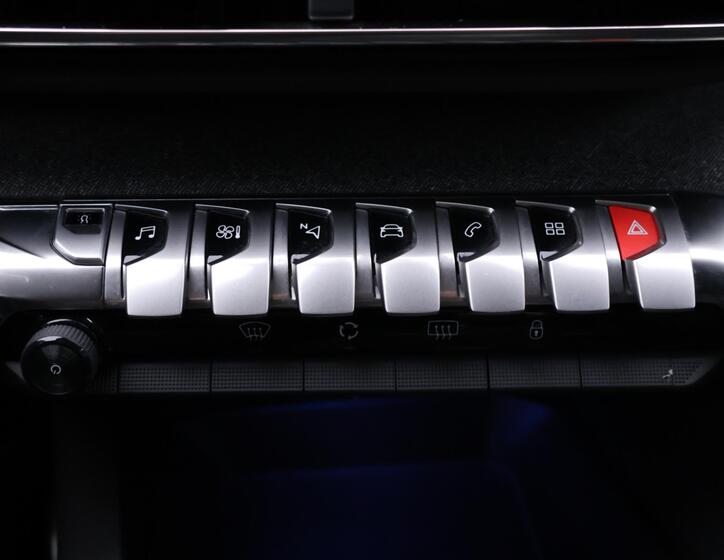 Peugeot 3008 24