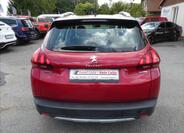 Peugeot 2008 8