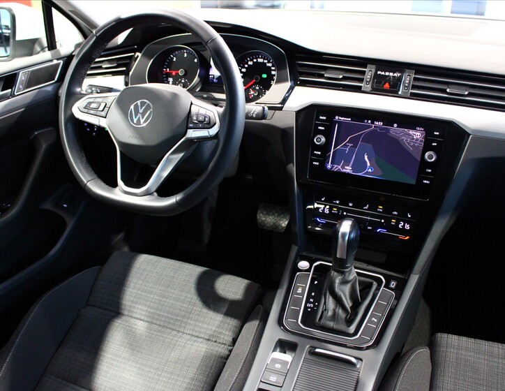 Volkswagen Passat 12