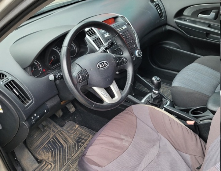 KIA Ceed 11