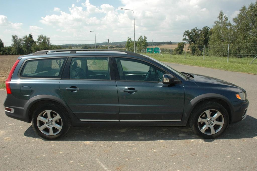 Volvo XC70