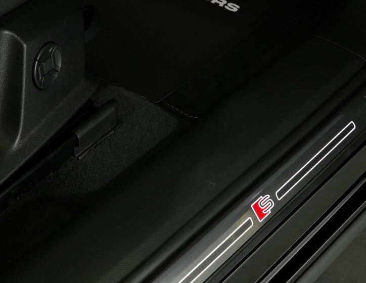 Audi e-tron 23