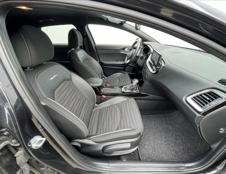 KIA ProCeed 17