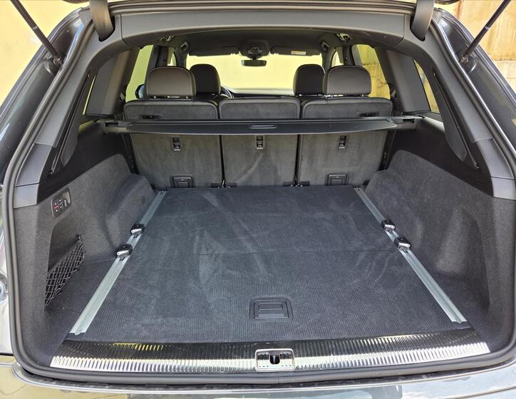 Audi Q7 12