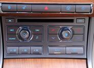 Jaguar XF 27