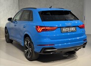 Audi Q3 11