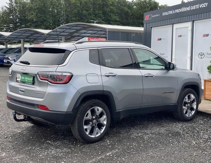 Jeep Compass 6