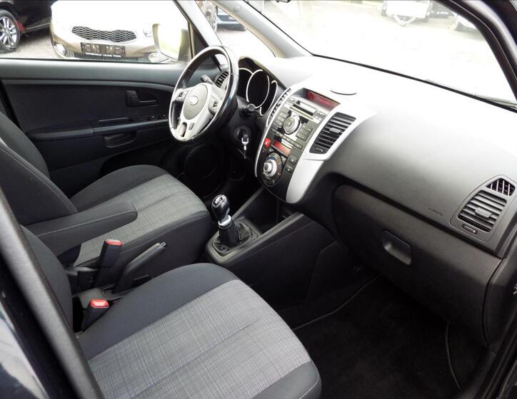 KIA Venga 19