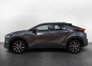 Toyota C-HR 4
