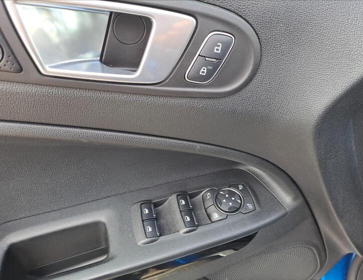 Ford EcoSport 10