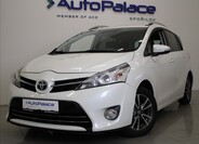 Toyota Verso 1