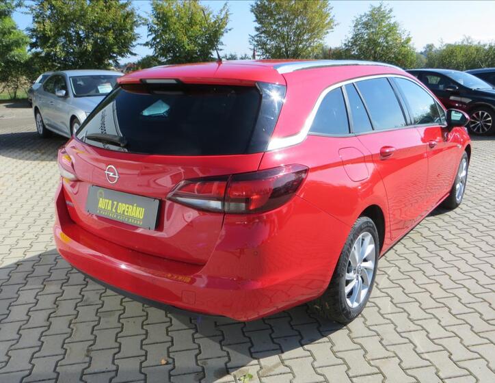 Opel Astra 9