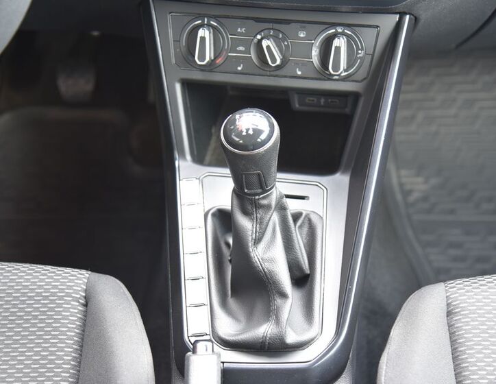 Volkswagen Polo 21