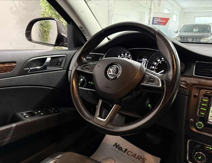 Škoda Superb 17