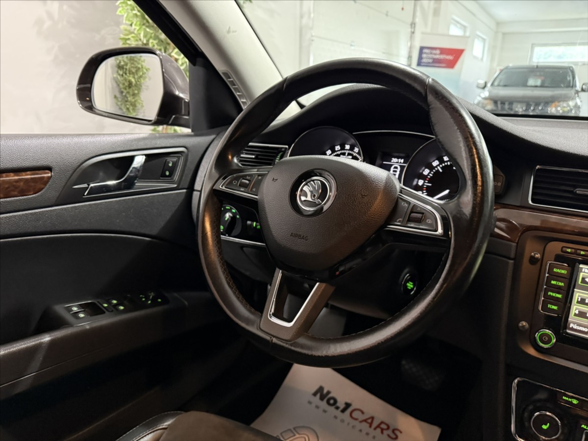 Škoda Superb
