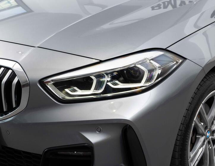 BMW Řada 1 8