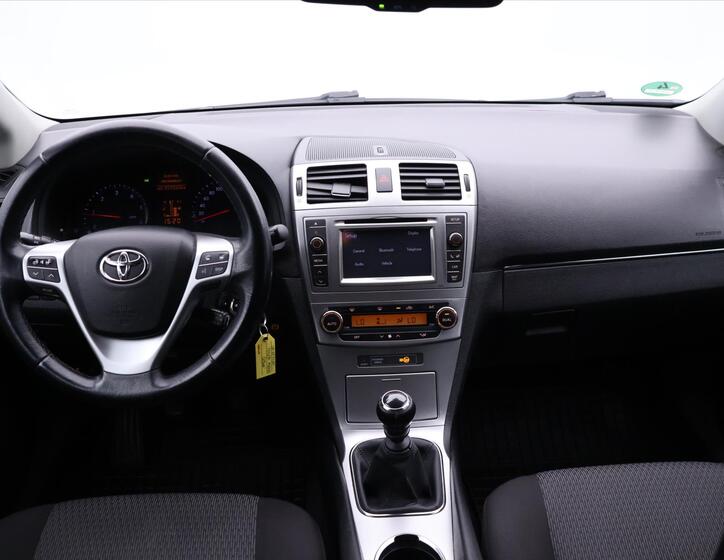 Toyota Avensis 24