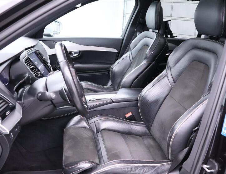 Volvo XC90 12