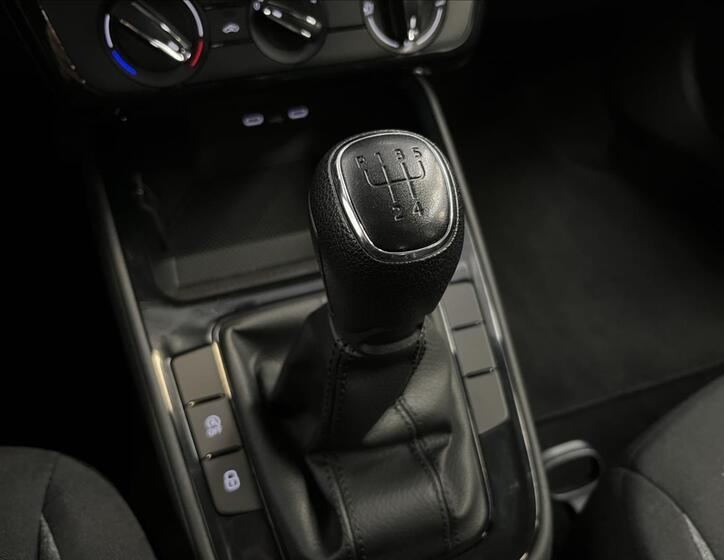 Škoda Fabia 12