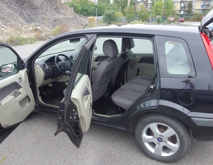 Ford Fusion 20