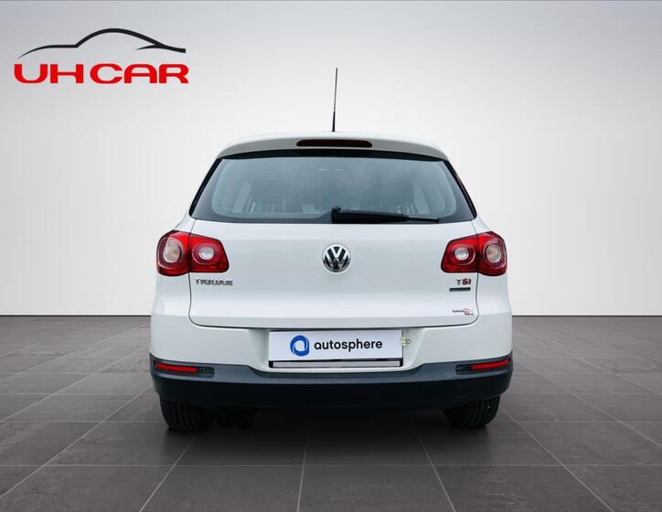 Volkswagen Tiguan 6