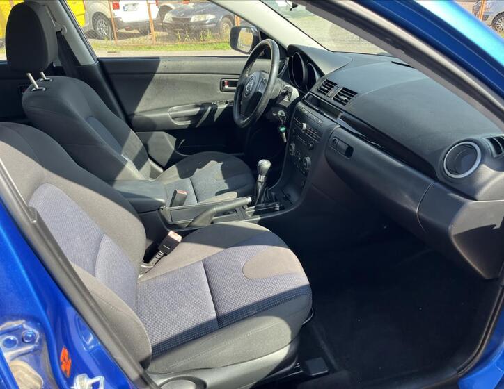Mazda 3 10