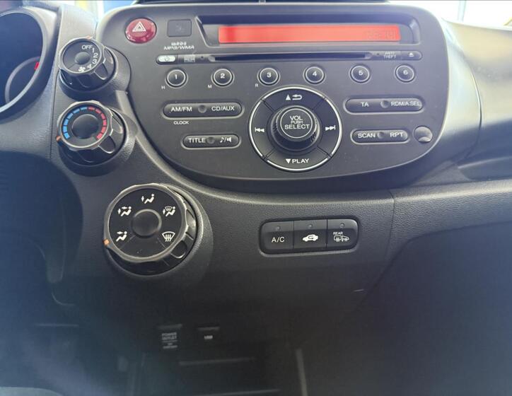 Honda Jazz 16