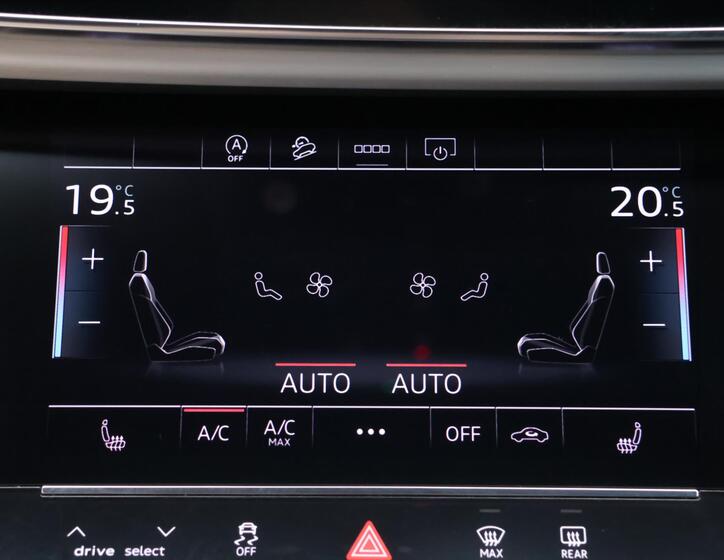 Audi Q7 29