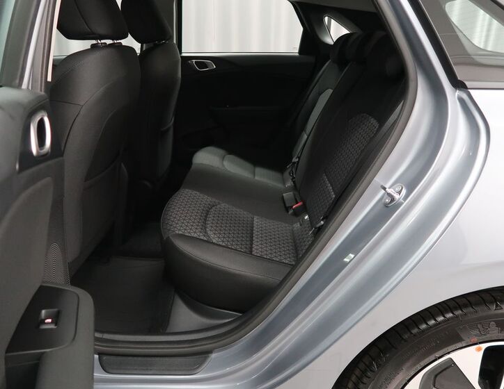 KIA Ceed 10