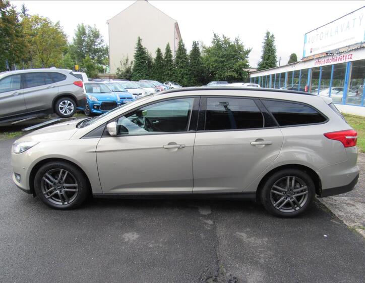 Ford Focus 7
