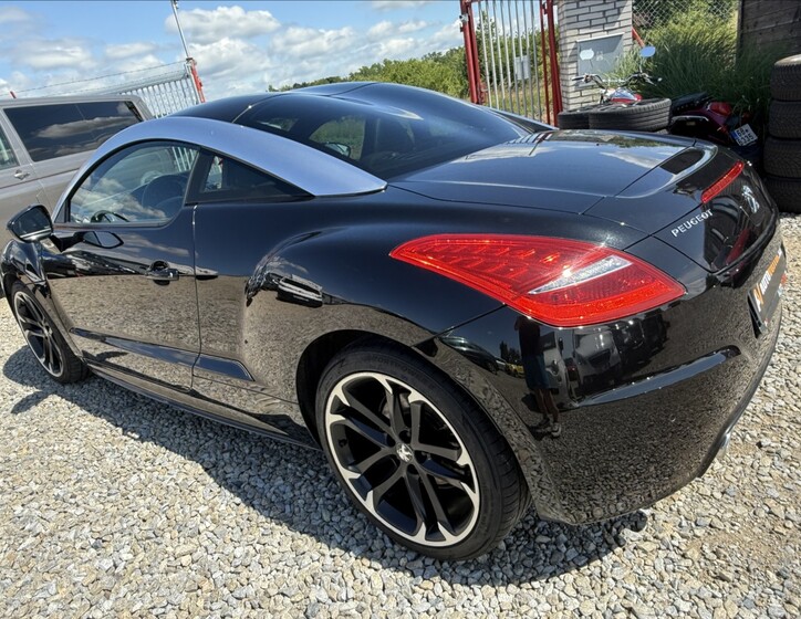 Peugeot RCZ 7