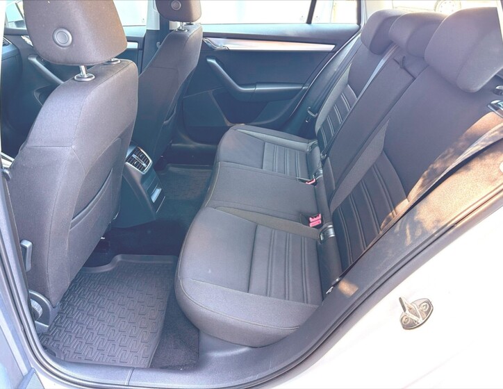 Škoda Octavia 11