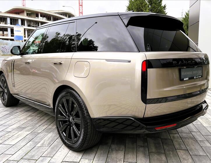 Land Rover Range Rover 4