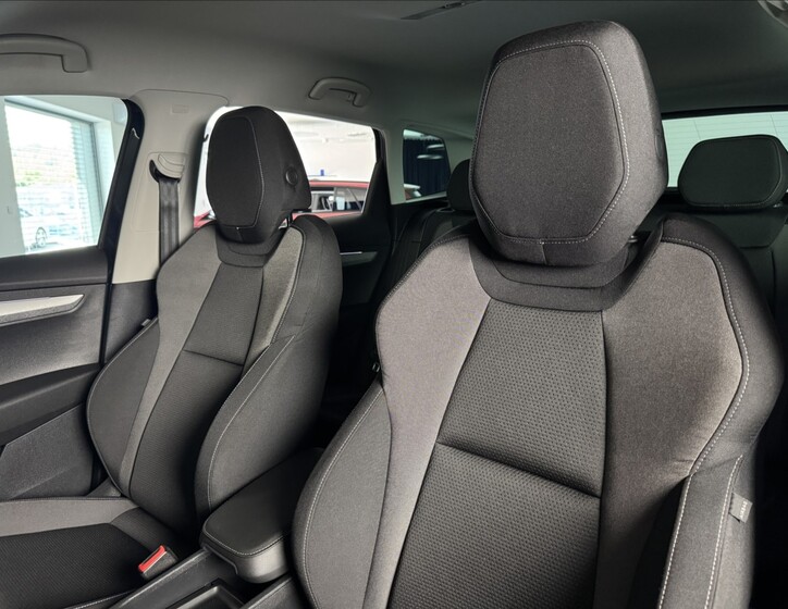Škoda Karoq 24