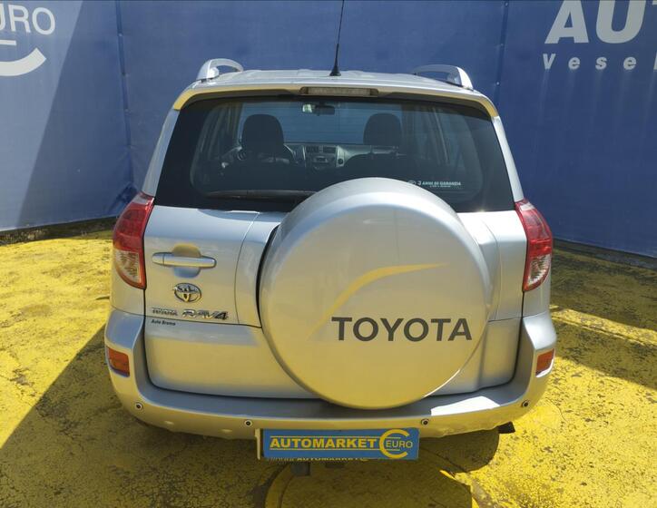 Toyota RAV4 5