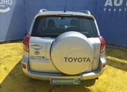 Toyota RAV4 5