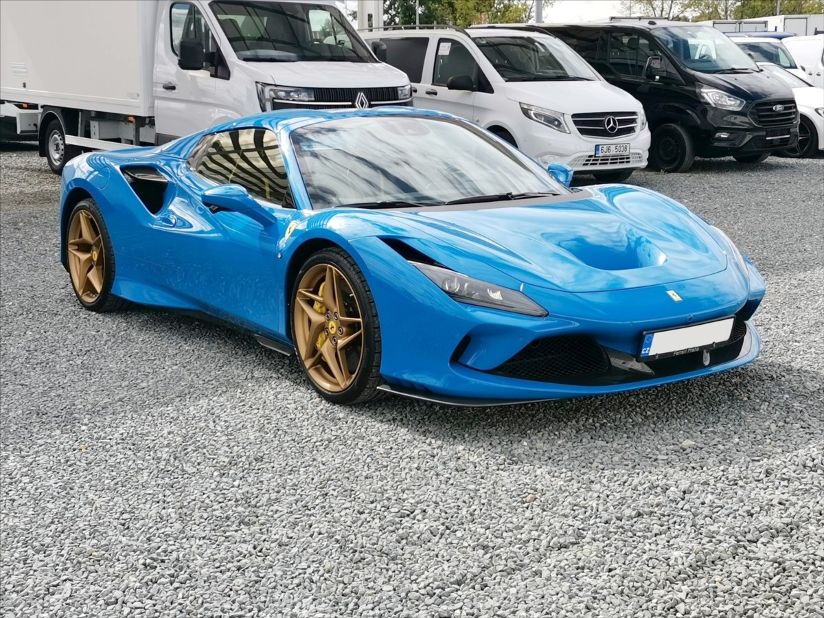 Ferrari F8