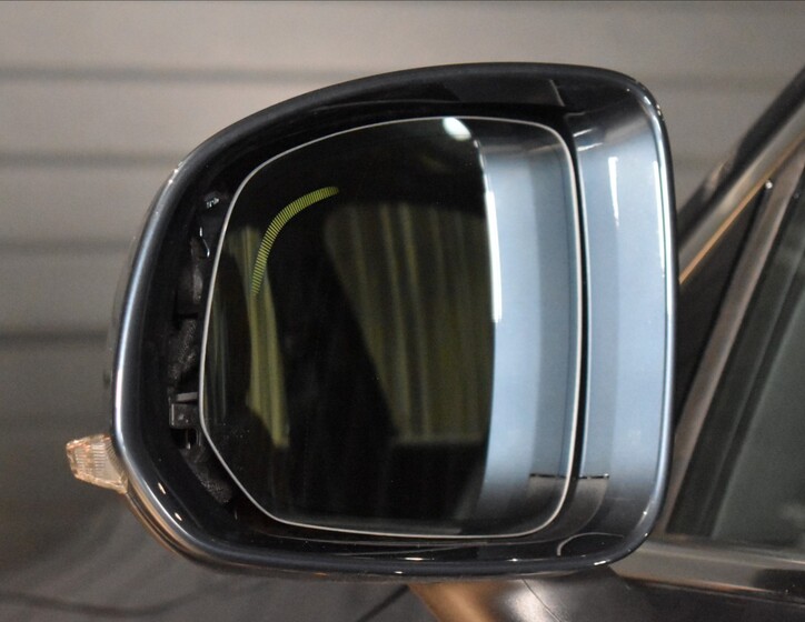 Volvo XC90 24
