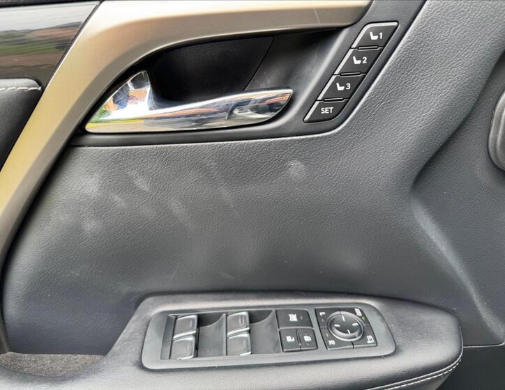 Lexus RX 300 7