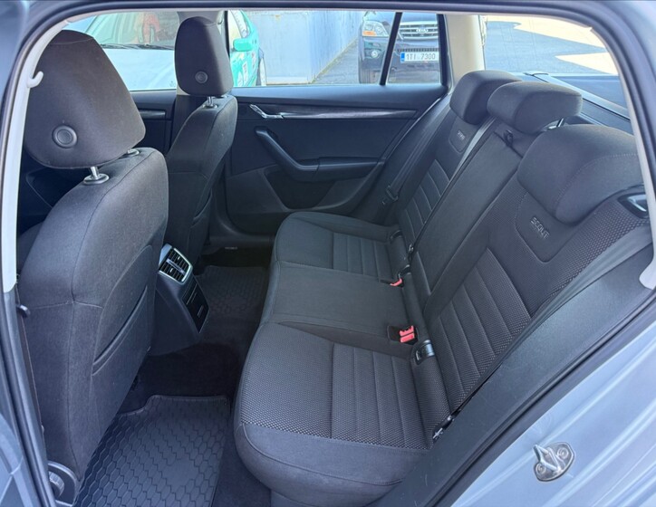 Škoda Octavia 21