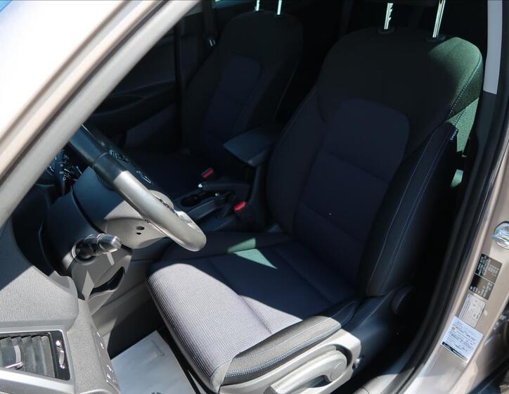 Hyundai Tucson 10
