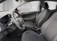Hyundai i10 13