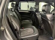 Audi Q7 10