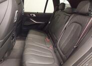 BMW X5 8