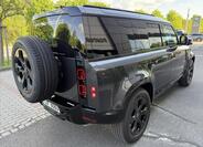 Land Rover Defender 6