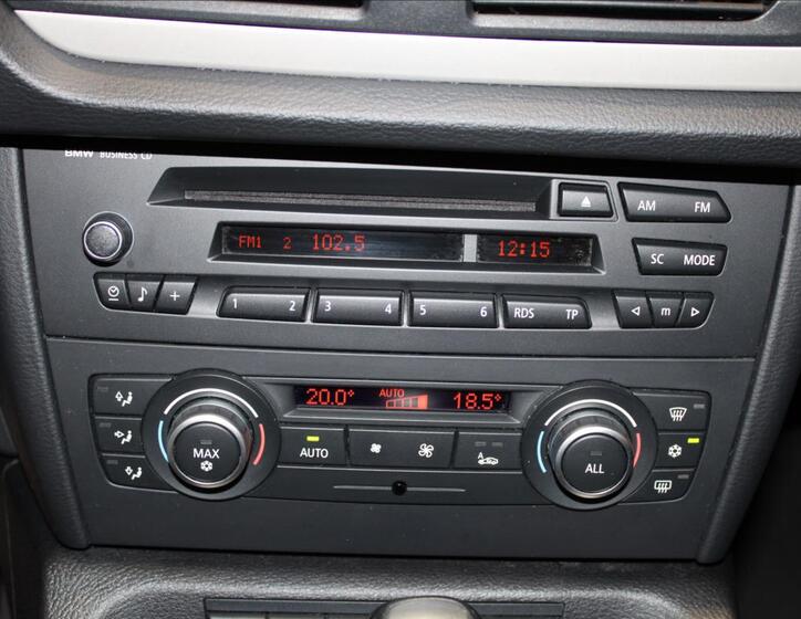 BMW X1 28