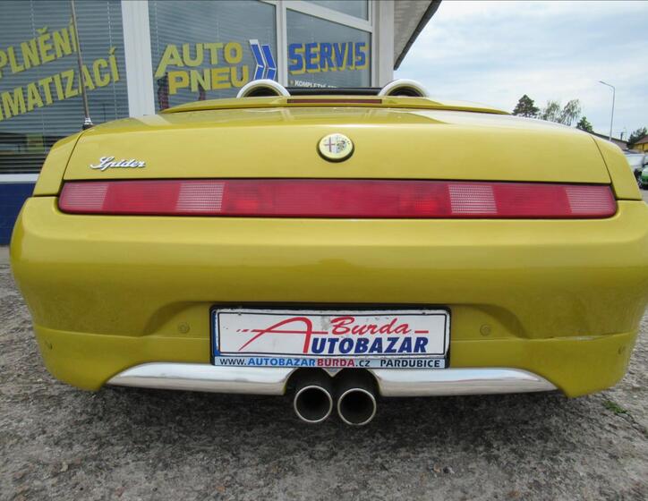 Alfa Romeo Spider 7