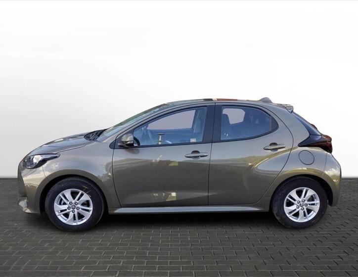 Toyota Yaris 4
